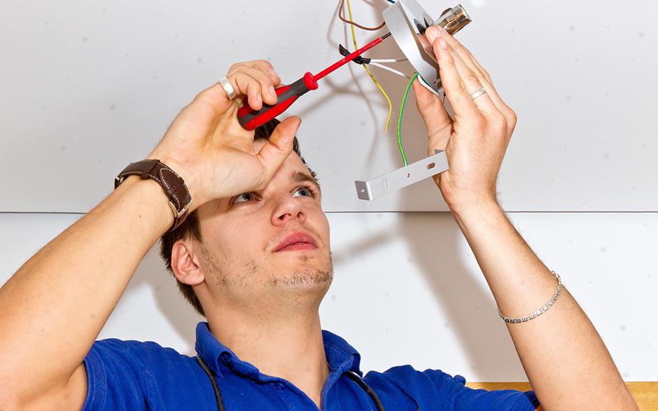 urgence électricité Paris 8